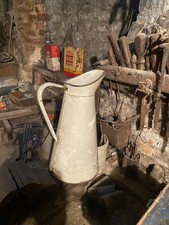 broc de toilette ancien