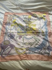 HERMES Carre 90 Silk Scarf La