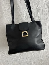 Sac Lancel Paris vintage en cuir noir Élégant