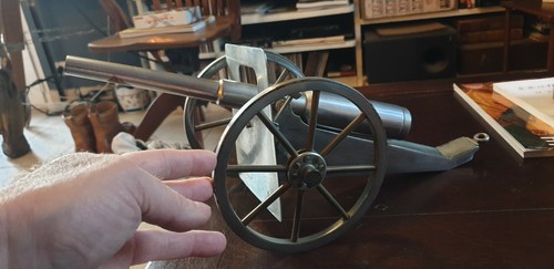 Ancien canon maquette - ancien,