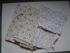 lot de  Coupons, ancien Tissu coton, 1950 ,Petite Fleur, pour Création Poupée