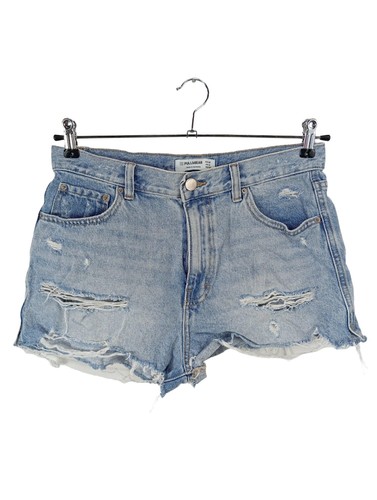 Pull bear short - &, en