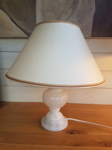 Lampe pied albatre avec son - en,