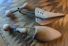 Paire d' embauchoirs en bois vintage années '20 à '40,  femme taille 4/35, TBE