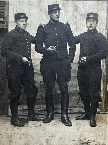 Photo poilu pioupiou ra - poilu,