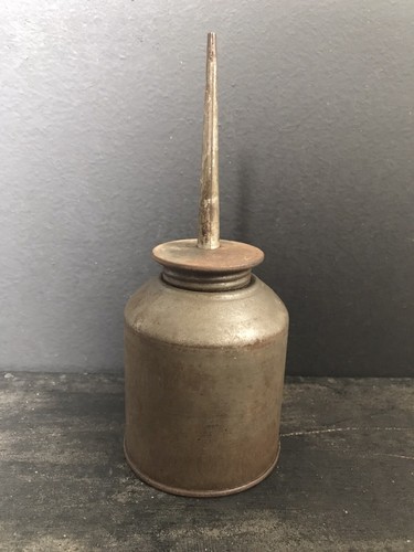 Vintage tin oil can - vintage,