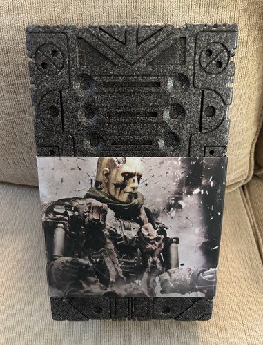 Hot toys mms104 terminator - hot,