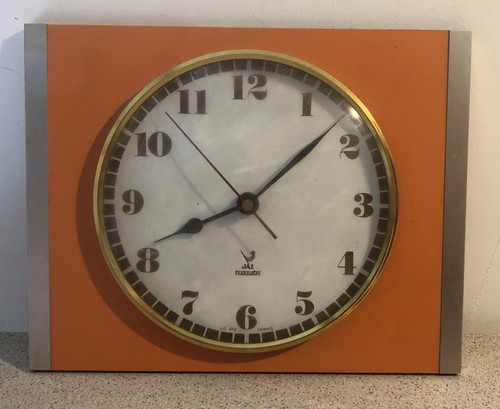 Ancienne horloge murale