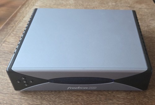 Vintage freebox alim - freebox, +