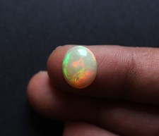 Pierre précieuse cabochon