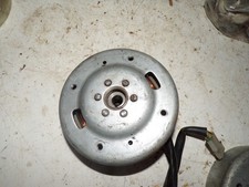 A l'unité allumage électronique sans capteur extérieur 103 peugeot 7825