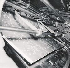 IMPRIMERIE c. 1960 -2 Photos Machine Impression Boite de Savon "Chantal"- NV 874