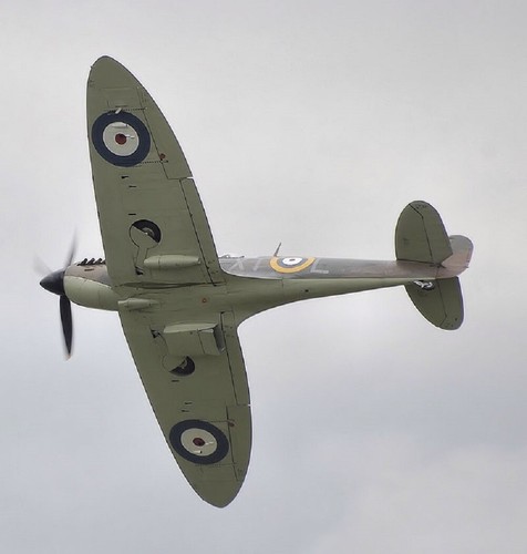 Ww2 raf spitfire mosquito - raf,