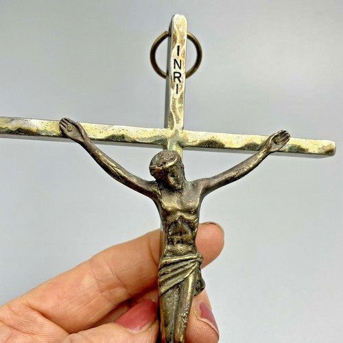 Ancien crucifix laiton - crucifix, en