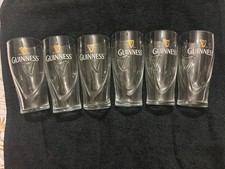* VERRE A BIERE GUINNESS