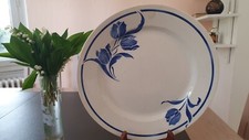 Ancien     plat  rond signé   GIEN  tulipes très bien  33cm   
