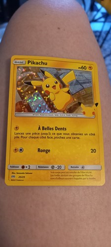Carte pikachu brillante - carte,