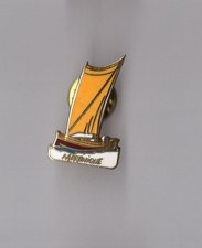Pin's ile de la Martinique - vieux gréement (bateau EGF)