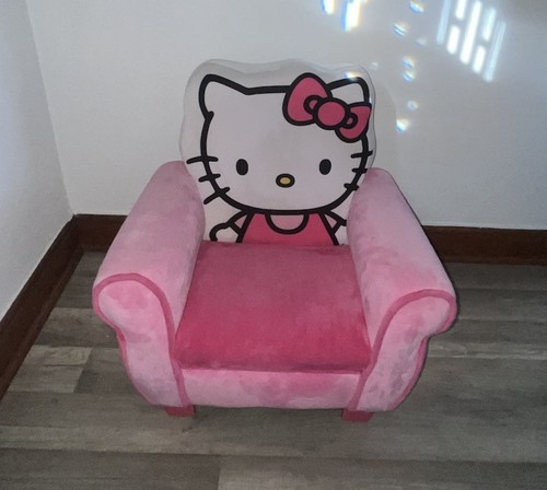 Hello kitty chair