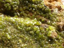 Exceptionnelle Pyromorphite de Haute Loire
