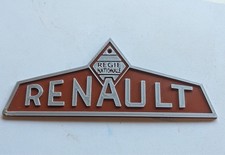 Emblème tracteur Renault D16