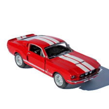 Shelby Mustang GT-500 1967 1/38 à rétro-friction, rouge - Kinsmart KT5372