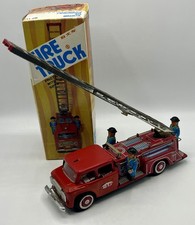 Camion de pompiers en tôle