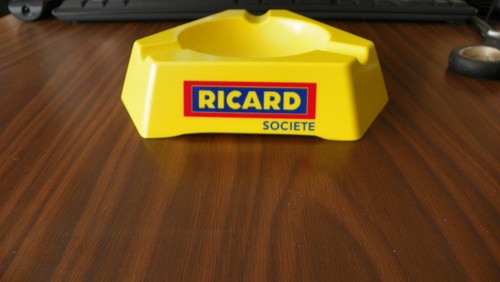 Cendrier publicitaire ricard - cendrier,
