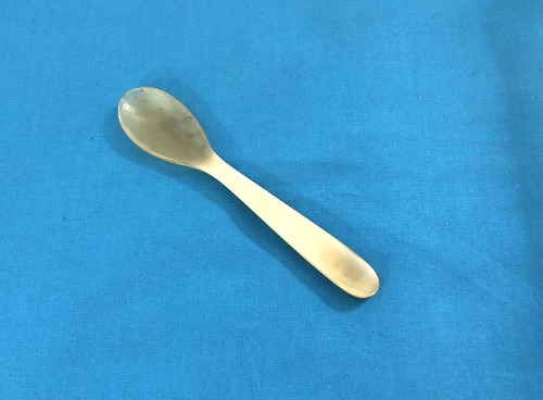 Ancienne cuillère caviar - cuillère,