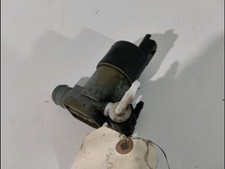 pompe lave-glace avant renault