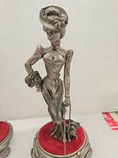 FIGURINES EN ETAIN DE 15 CM