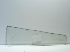 Vitre arriere gauche CASE 580F