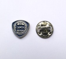 Pin's logo voiture Lancia
