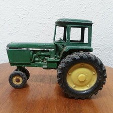 Vintage John Deere Metal