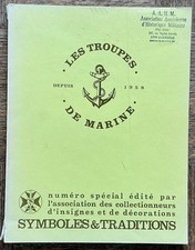 12 LIVRE INSIGNES MILITAIRES -