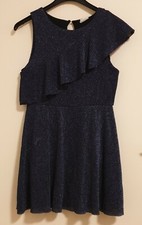 Magnifique robe asymétrique