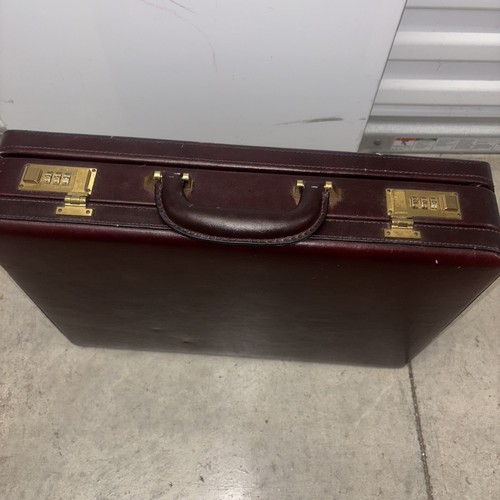 Gorgeous vintage burgundy - gorgeous,