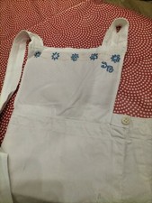 Tablier ancien broderie bleue