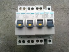 4 x  disjoncteur 2 poles HAGER  16A    1P+N - courbe C ancienne gamme
