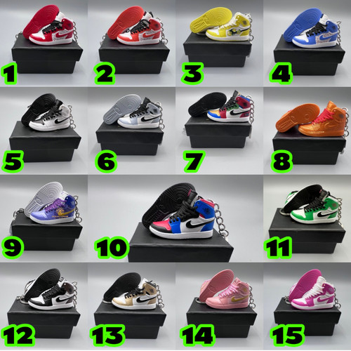 Mini shoe keychain - 1,