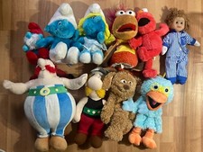 Lot Peluches Anciennes Schtroumpfs, Sesame Street, Parc Astérix & Obelix Nicolas