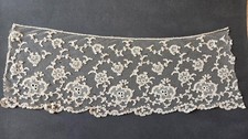 LARGE DENTELLE ANCIENNE  XIXe