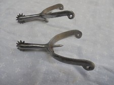 paire d eperons  troupe   de