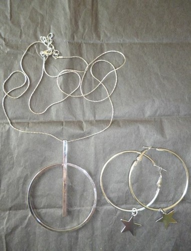 Lot bijoux fantaisies - lot,