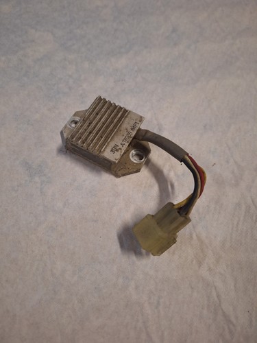 Regulateur yamaha 125 tdr 3xd - yamaha,