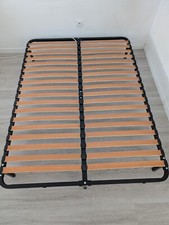 Lit 140 x 190 cm sommier et matelas pour deux personnes