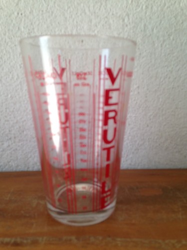 Superbe ancien verre doseur - superbe,