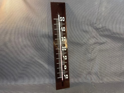 Ancien grand thermomètre