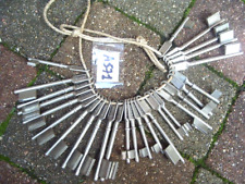 LOT A571 DE 27 EBAUCHES DE CLÉ CLÉS CLEFS CLEF ANCIENNES KIS DE PORTE SERRURE
