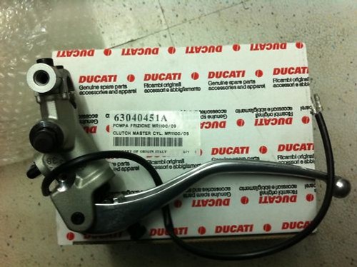 Embrayage pompe ducati monster - embrayage,